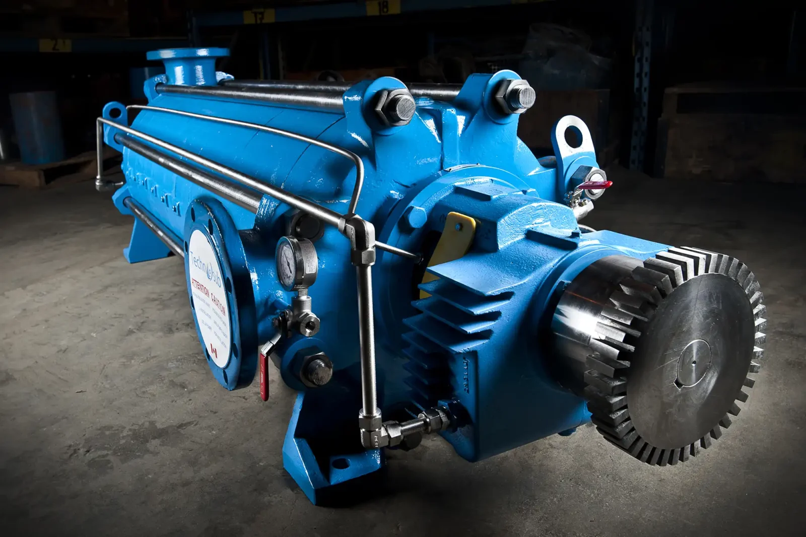 Une pompe Technojet à 11 stages procurant hauteur de tête de 1240 pi et un débit de 540 USGPM à 1800 RPM