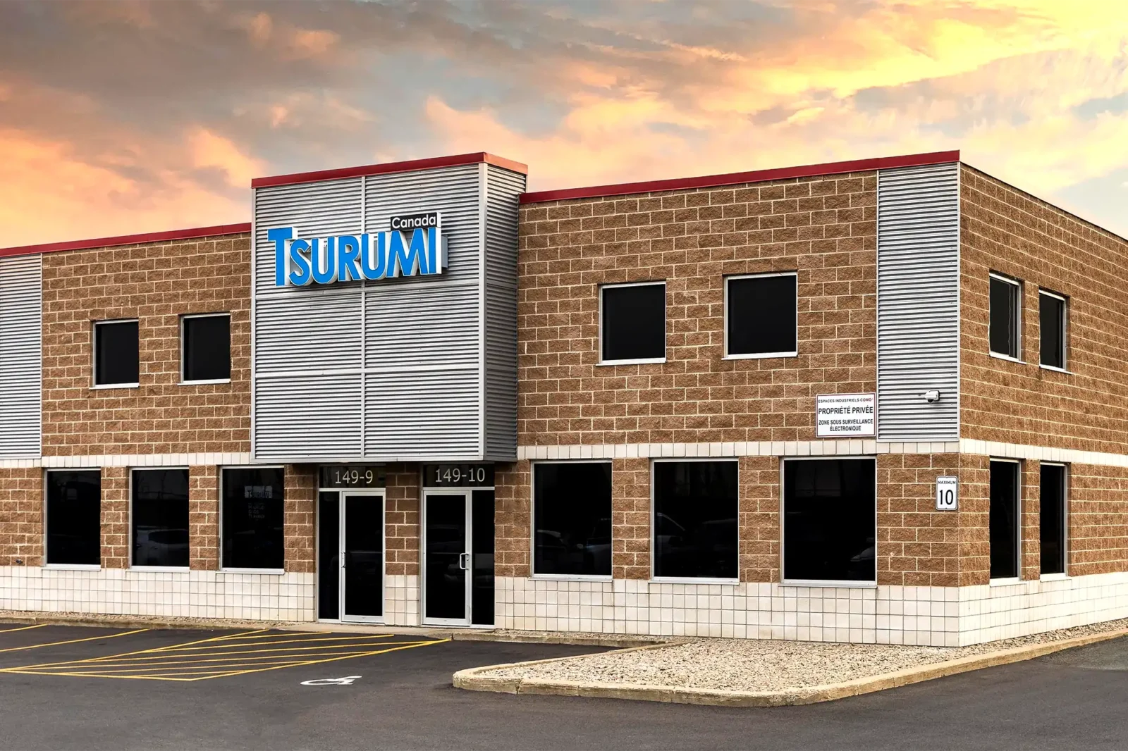 Façade du siège social de Tsurumi Canada à Boucherville
